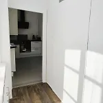 Charming One-bedroom In The Heart Of Prime Location Appartement *