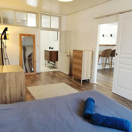 Charming One-bedroom In The Heart Of Prime Location 아파트 상리스