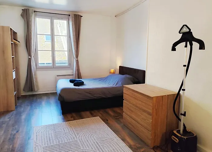 Charming One-bedroom In The Heart Of Prime Location * 상리스